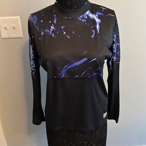 Under armour long sleeve shirt